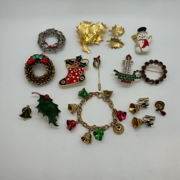 Christmas Jewelry Lot  Brooches Bracelet Earrings Vintage Modern Holly Candle - Picture 8 of 16
